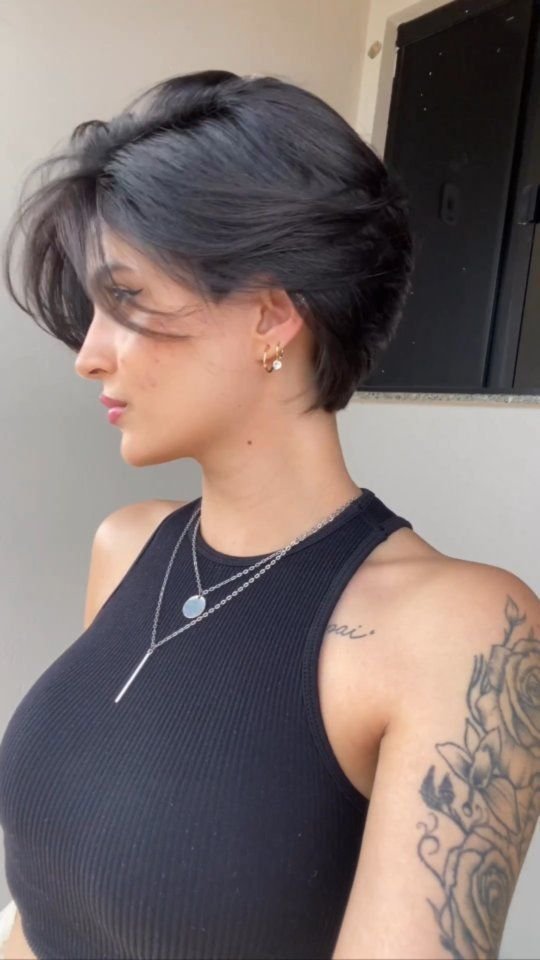 date night outfit The Jaw-Dropping Sleek Bob: A Modern Classic