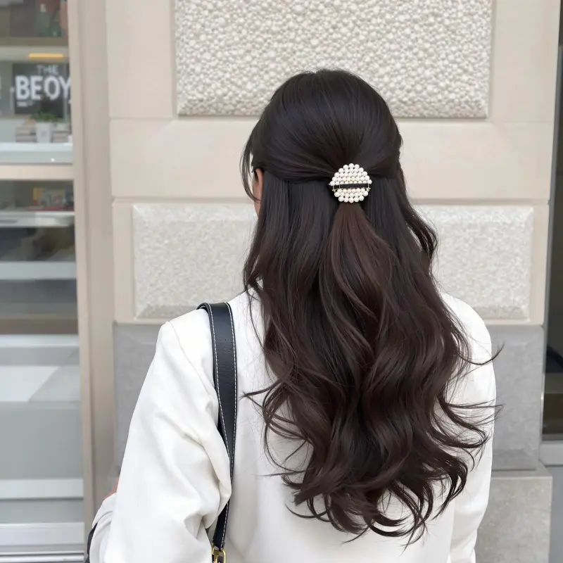 Opulent Waves: A Classic Hair Legacy - old money brown hair